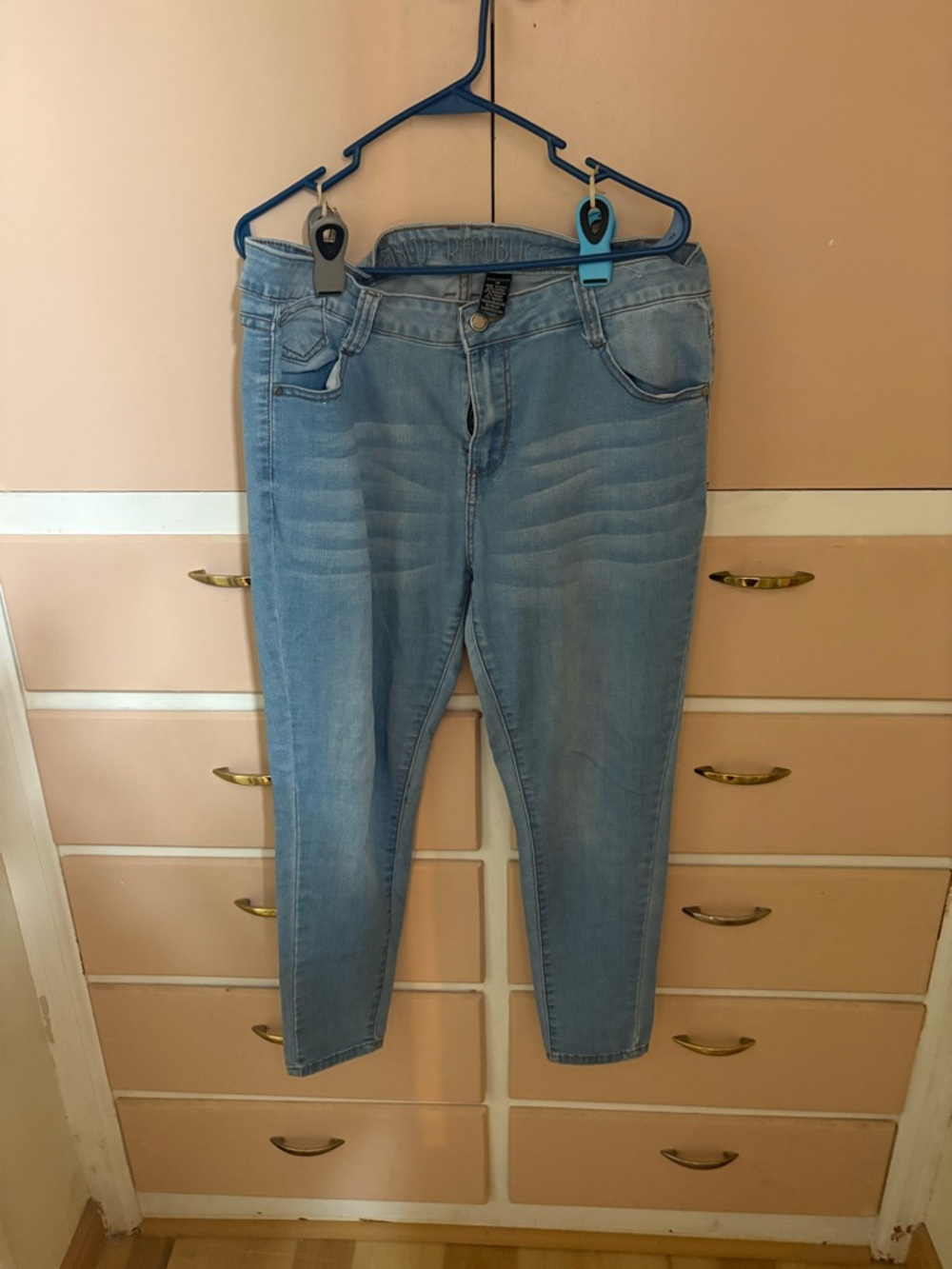 High-Rise Light Blue Skinny Jeans for Women